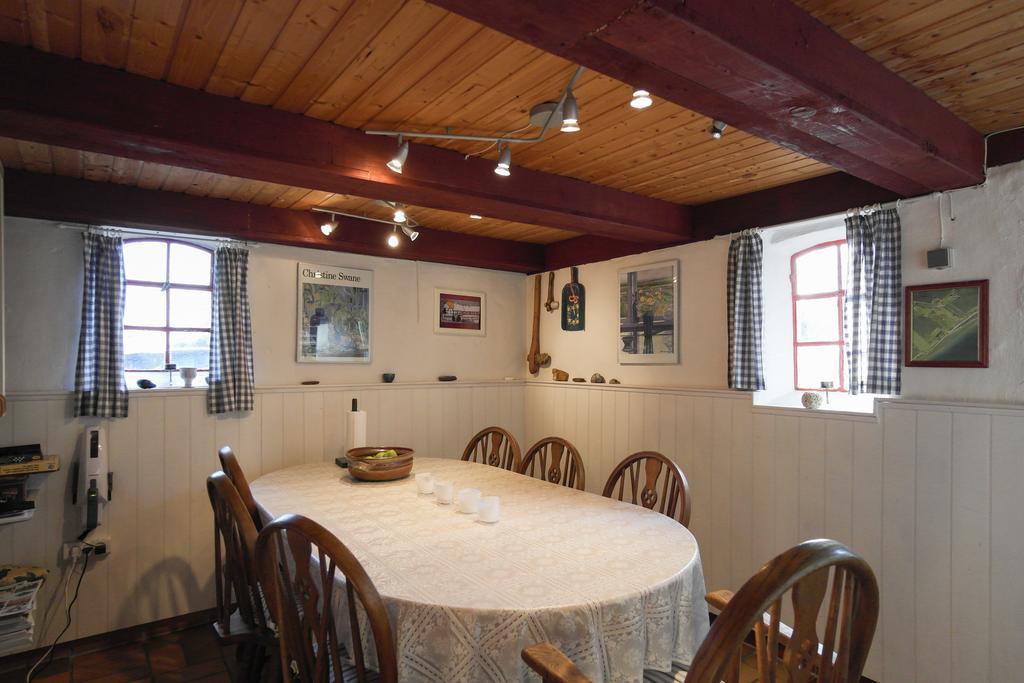 Nabolos Rooms Bovense Exterior photo